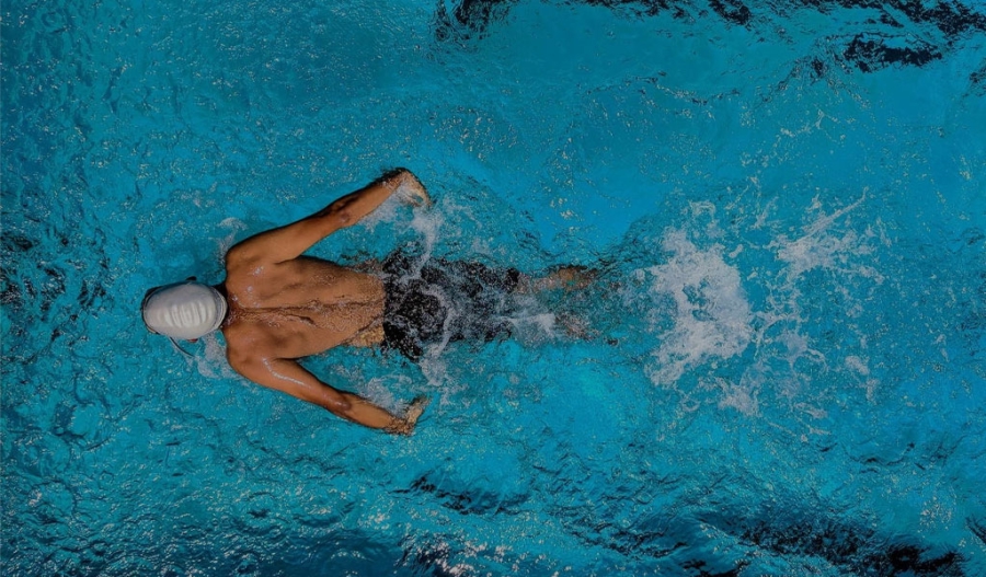 12-Ore-Nuotando-Con-Amore